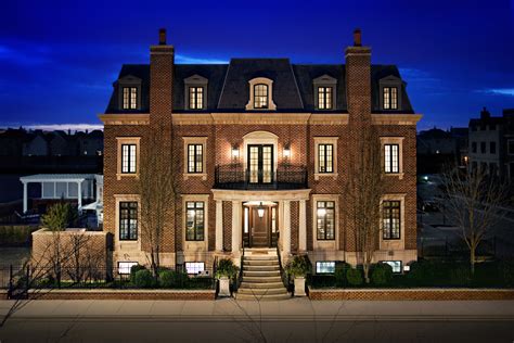 luxury home builders Chicago suburbs